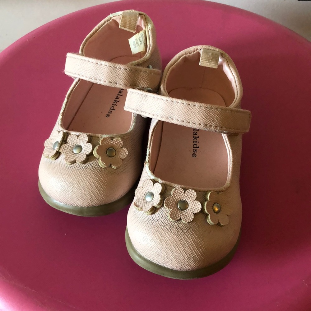 Baby pink koala kids dress shoes